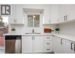 63 ELLIS Crescent S - 19