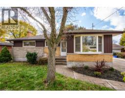 63 ELLIS Crescent S - 2