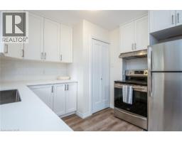 63 ELLIS Crescent S - 21