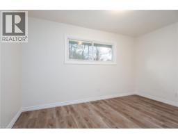 63 ELLIS Crescent S - 23