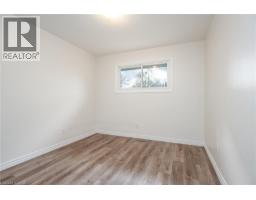 63 ELLIS Crescent S - 27