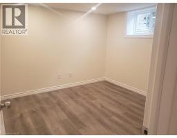 63 ELLIS Crescent S - 37