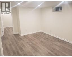 63 ELLIS Crescent S - 38