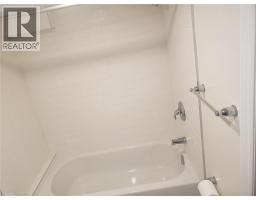 63 ELLIS Crescent S - 42