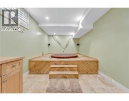 31 PIONEER TOWER Crescent - 50