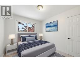 73 ALDBOROUGH Avenue - 12