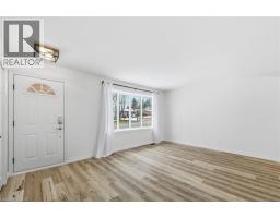 73 ALDBOROUGH Avenue - 3