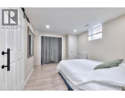 50 OLD FOREST Crescent - 35