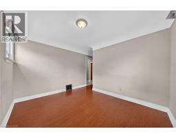 497 VICTORIA Street S - 19