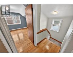 497 VICTORIA Street S - 21