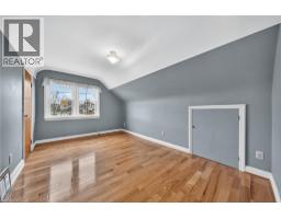 497 VICTORIA Street S - 24