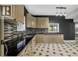 174 WILLIAM Street - 18