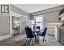 174 WILLIAM Street - 7