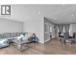 825 MAPLE Avenue - 17