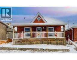 14 GRANDVIEW Street - 3