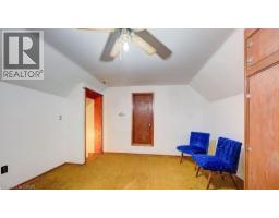 14 GRANDVIEW Street - 32