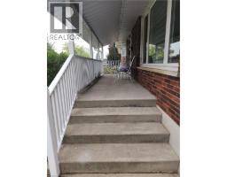 130 BALMORAL Drive - 7