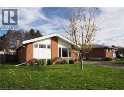 132 MONTCALM Drive - 1