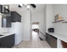 132 MONTCALM Drive - 18