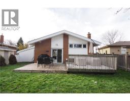 132 MONTCALM Drive - 41
