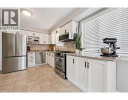 302 HIGHBROOK Crescent - 12