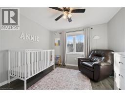 302 HIGHBROOK Crescent - 17