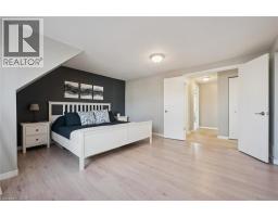 302 HIGHBROOK Crescent - 23