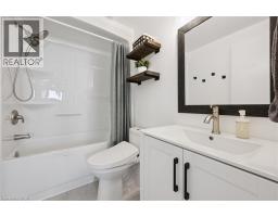 302 HIGHBROOK Crescent - 24