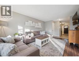 302 HIGHBROOK Crescent - 8