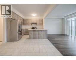 198 WILMOT Road - 11