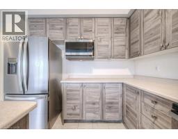 198 WILMOT Road - 17