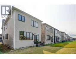 198 WILMOT Road - 35