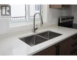 110 BANKSIDE Drive - 16