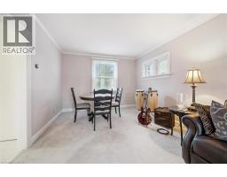 92 BORDEN Avenue N - 2