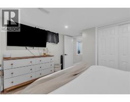 220 BRUCE Street - 37