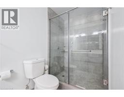 15 GLEBE Street UnitNo. 902 - 17