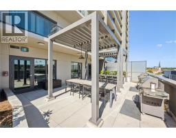 15 GLEBE Street UnitNo. 902 - 42