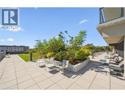 15 GLEBE Street UnitNo. 902 - 43