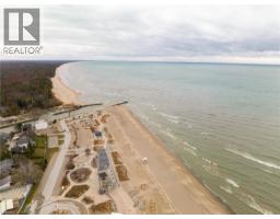 26 HURON Street - 35