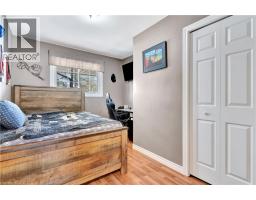 22 VICTORIA Street - 8