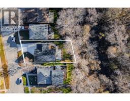 147 TAYLOR Avenue - 34