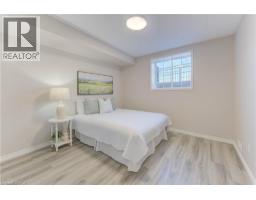 12 HOLBORN Drive UnitNo. E33 - 13