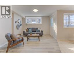 12 HOLBORN Drive UnitNo. E33 - 5