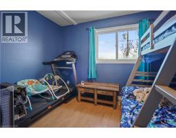 4021 PERTH LINE 56 - 32