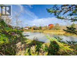 670 SALZBURG Drive - 44