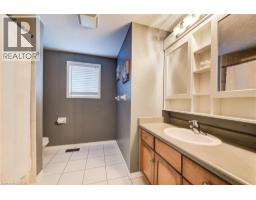 29 CHESTER Drive - 12