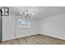 125 BAY Street UnitNo. 6 - 17