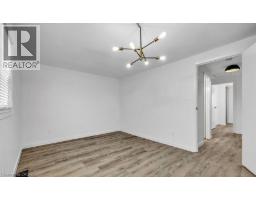 125 BAY Street UnitNo. 6 - 18