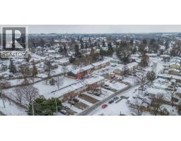 125 BAY Street UnitNo. 6 - 28