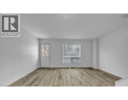 125 BAY Street UnitNo. 6 - 8